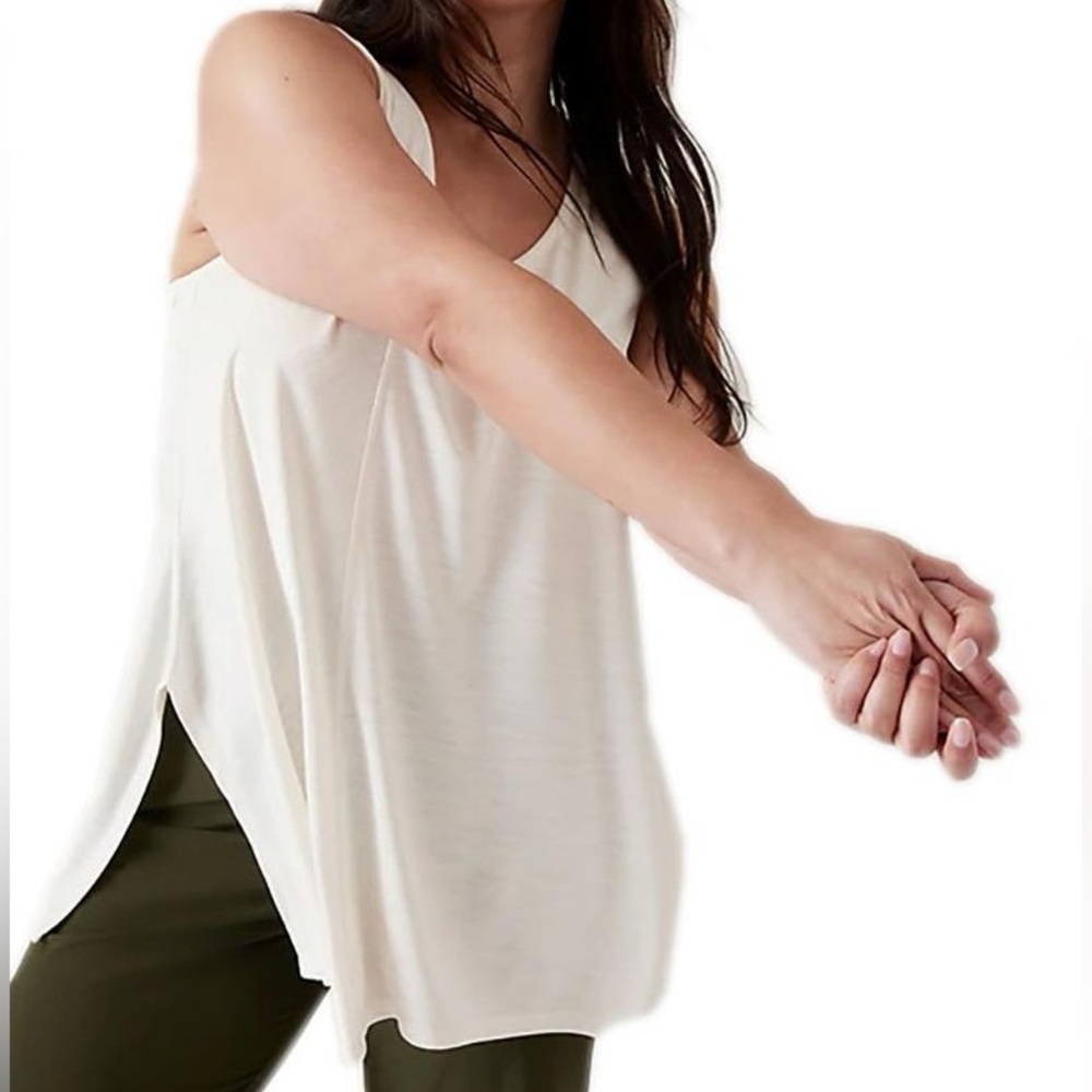 NWT ATHLETA Relaxed Tank top size 2X Magnolia White